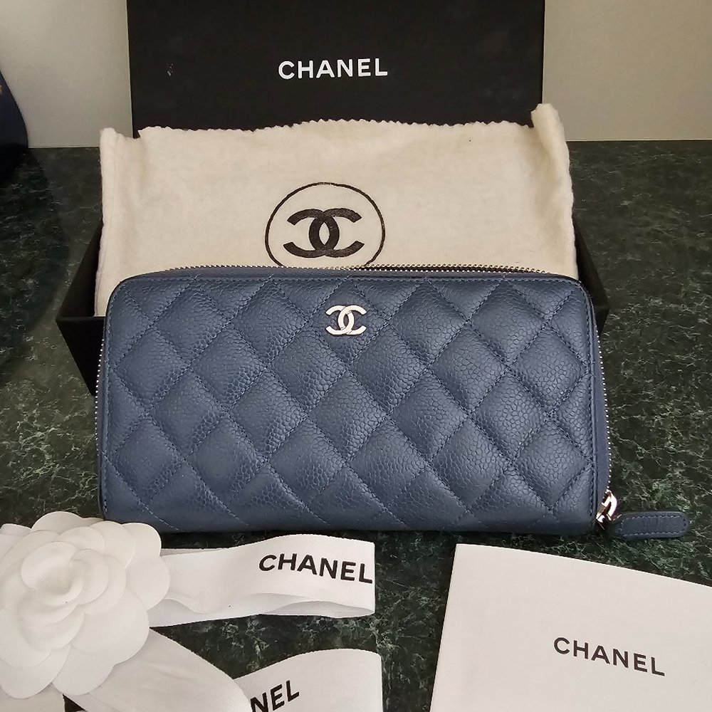 Authentic Chanel Blue Caviar Classic Long Zippy Zip Wallet Clutch